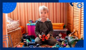 Some parents buy their kids a large number of toys to play with